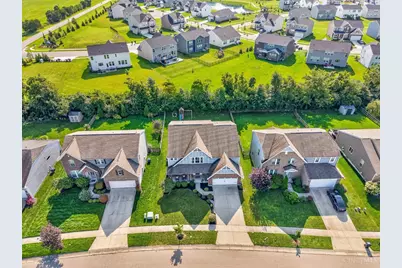 865 Emerald Drive, South Lebanon, OH 45065 - Photo 9