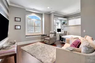 1715 E McMillan St, Cincinnati, OH 45206 - Photo 15