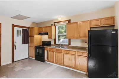 1530 Kinney Avenue, Cincinnati, OH 45231 - Photo 7