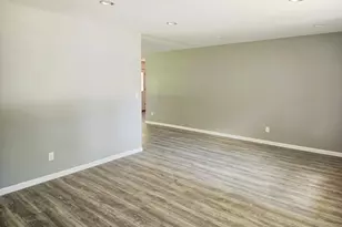 579 W Kemper Rd, Springdale, OH 45246 - Photo 5