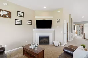 1376 Ironwood Dr, Turtle Creek Township, OH 45036 - Photo 13