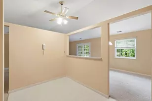 8771 Carrousel Park Cir, Colerain Township, OH 45251 - Photo 17