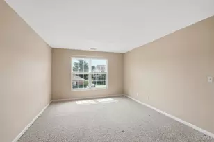 8771 Carrousel Park Cir, Colerain Township, OH 45251 - Photo 19