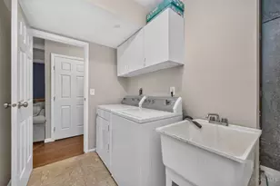 1766 Miles Rd, Springfield Township, OH 45231 - Photo 27