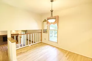5803 Mt Vernon Dr, Miami Township, OH 45150 - Photo 7