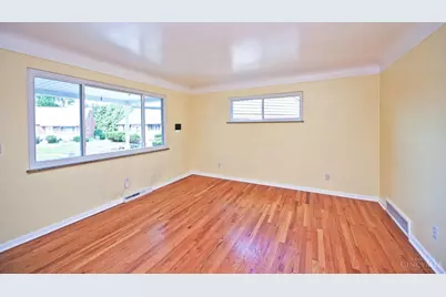 1051 Roxie Lane, Cincinnati, OH 45224 - Photo 11