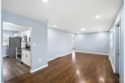 7273 Birchwood Drive, West Chester, OH 45069 - Photo 5