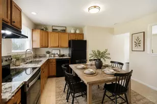 766 Hargrove Way, Forest Park, OH 45240 - Photo 9