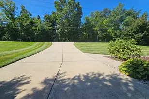 4130 Jessup Rd, Green Township, OH 45247 - Photo 35