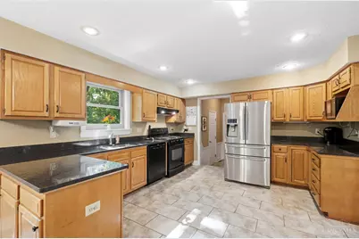 6414 S Snowmass Drive, Liberty Township, OH 45011 - Photo 9