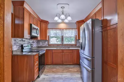 1695 Hillcrest Avenue, Union Twp, OH 45177 - Photo 15