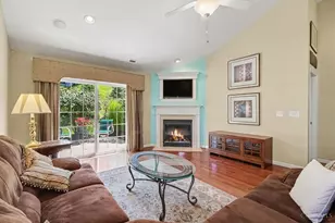 6976 Aspen Point Ct, Green Township, OH 45247 - Photo 7
