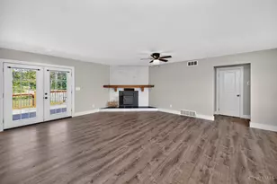 8261 Morrow-Cozaddale Rd, Hamilton Township, OH 45152 - Photo 9