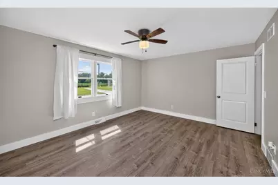 8261 Morrow Cozaddale Road, Hamilton Township, OH 45152 - Photo 23