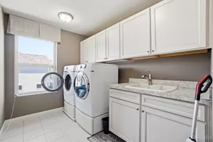 1671 Indian Grass Dr, Turtle Creek Township, OH 45036 - Photo 21