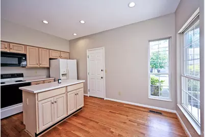 4327 Courageous Circle, Colerain Township, OH 45252 - Photo 5