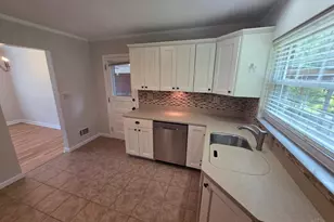 8660 Koszo Rd, Anderson Township, OH 45255 - Photo 5