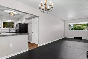 955 Quincy Dr, Hamilton, OH 45013 - Photo 7