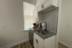 1312 Spring St, Cincinnati, OH 45202 - Photo 5