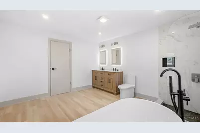 2810 Robers Avenue, Cincinnati, OH 45239 - Photo 25