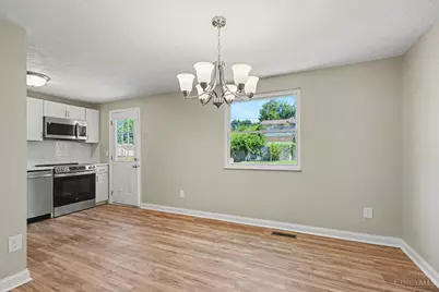 1492 Kingsbury Drive, Forest Park, OH 45240 - Photo 9