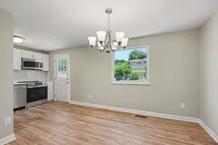 1492 Kingsbury Dr, Forest Park, OH 45240 - Photo 9