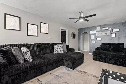 1635 S Union Road, Jefferson Twp, OH 45417 - Photo 5