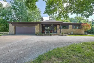 6135 Mernic Dr, Green Township, OH 45248 - Photo 1