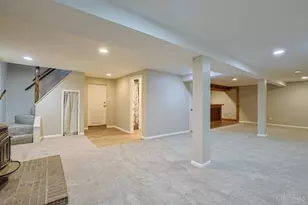 6135 Mernic Dr, Green Township, OH 45248 - Photo 21