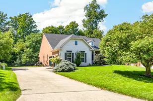 1028 Westchester Way, Union Township, OH 45244 - Photo 3