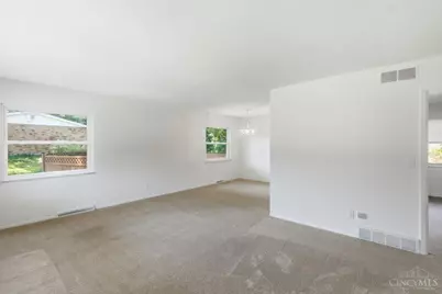 8771 Brittany Drive, Blue Ash, OH 45242 - Photo 7