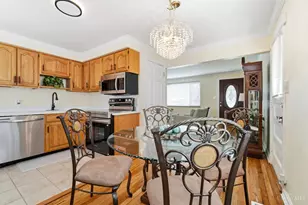 6327 Stover Ave, Golf Manor, OH 45237 - Photo 9