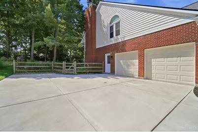 6641 Miami Trails Drive, Loveland, OH 45140 - Photo 7
