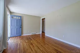 451 Blossom Ln, Union Township, OH 45244 - Photo 7