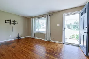 451 Blossom Ln, Union Township, OH 45244 - Photo 9