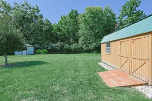 451 Blossom Ln, Union Township, OH 45244 - Photo 33