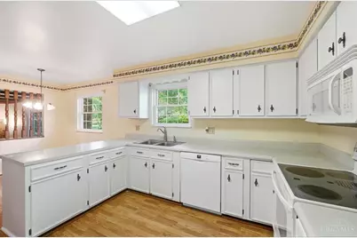 9179 Revere Run, West Chester, OH 45069 - Photo 11