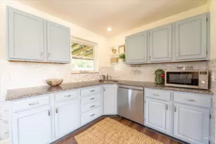 1691 Sanborn Dr, Reading, OH 45215 - Photo 9