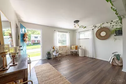 1691 Sanborn Drive, Reading, OH 45215 - Photo 5