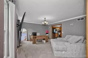 6536 Fayetta Dr, Fairfield Township, OH 45011 - Photo 13