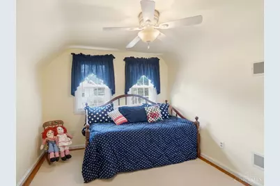 260 Pedretti Avenue, Delhi Township, OH 45238 - Photo 35
