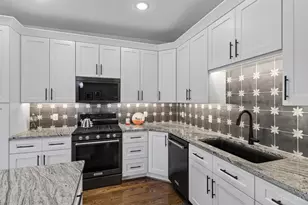 5749 Sanctuary Pl, Cincinnati, OH 45230 - Photo 25