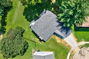 4928 Kelsch Ln, Cincinnati, OH 45227 - Photo 7