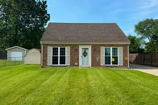 1986 Vanda Ave, Hamilton, OH 45013 - Photo 1