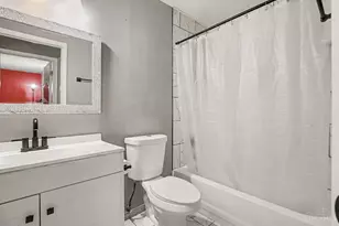 17 Woodview Ct, Springdale, OH 45246 - Photo 13
