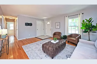 6040 Seiler Drive, Cincinnati, OH 45239 - Photo 9