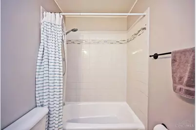 6040 Seiler Drive, Cincinnati, OH 45239 - Photo 27