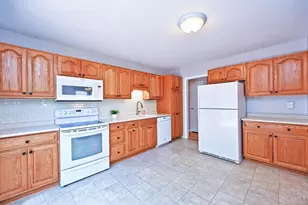 6040 Seiler Dr, Green Township, OH 45239 - Photo 15