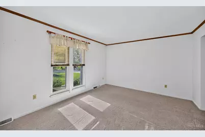 191 Cedarbrook Drive, Loveland, OH 45140 - Photo 9