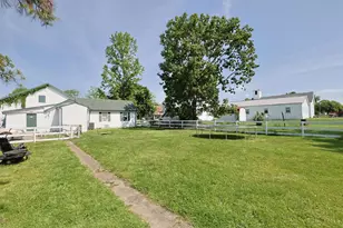 8524 Main St, Butlerville, OH 45162 - Photo 17
